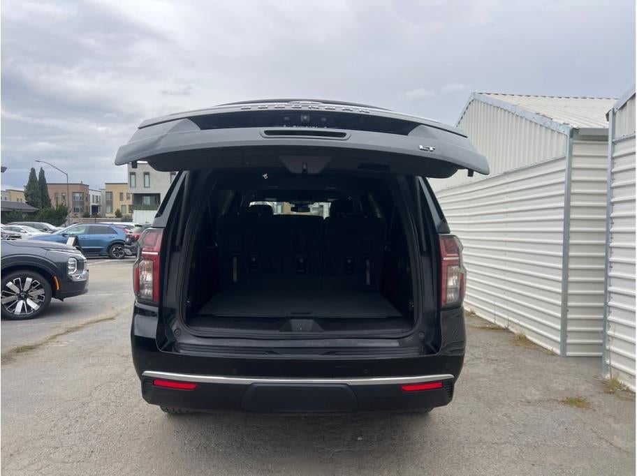 2024 Chevrolet Suburban LT Sport Utility 4D