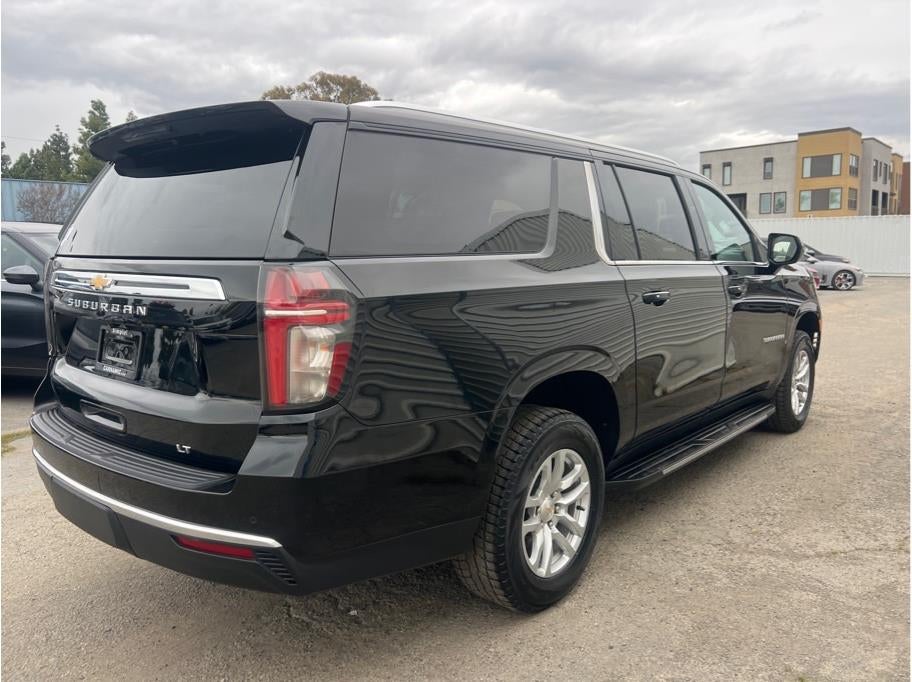 2024 Chevrolet Suburban LT Sport Utility 4D