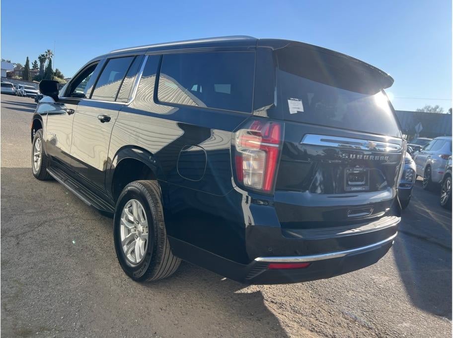 2024 Chevrolet Suburban LT Sport Utility 4D