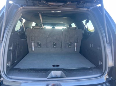 2024 Chevrolet Suburban LT Sport Utility 4D