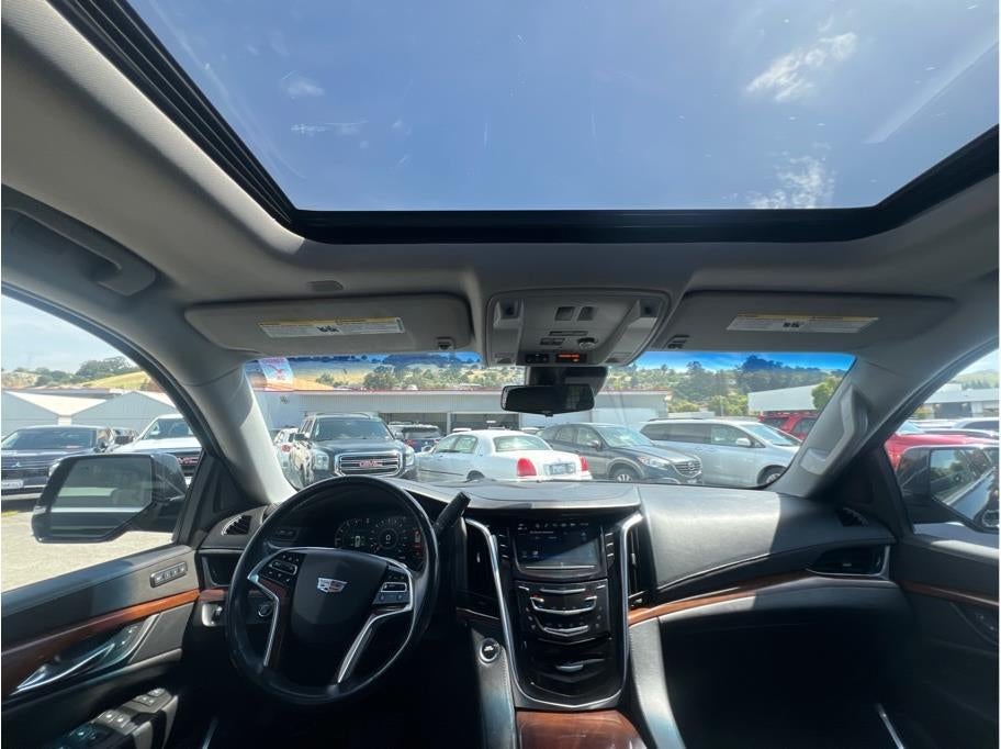 2018 Cadillac Escalade Luxury Sport Utility 4D