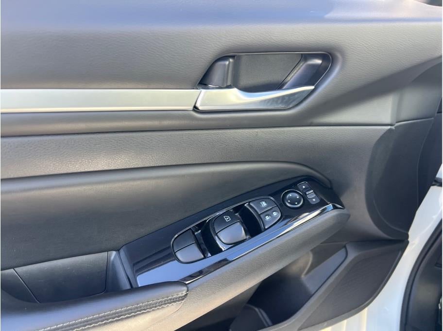 2023 Nissan Altima 2.5 SV Sedan 4D