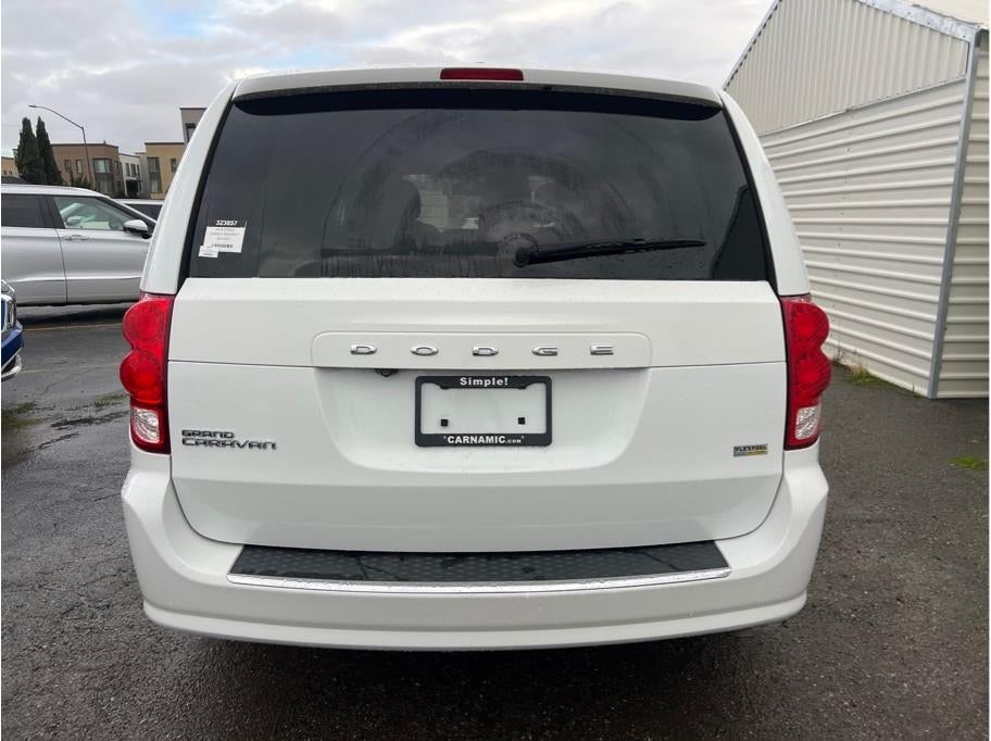 2018 Dodge Grand Caravan Passenger SE Minivan 4D
