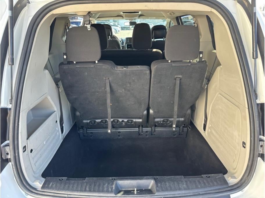 2017 Dodge Grand Caravan Passenger SE Minivan 4D