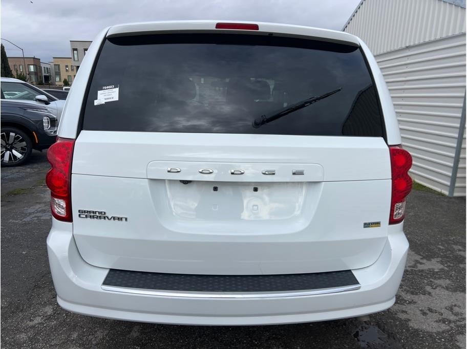 2017 Dodge Grand Caravan Passenger SE Minivan 4D