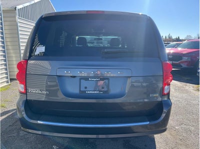 2017 Dodge Grand Caravan Passenger SE Minivan 4D