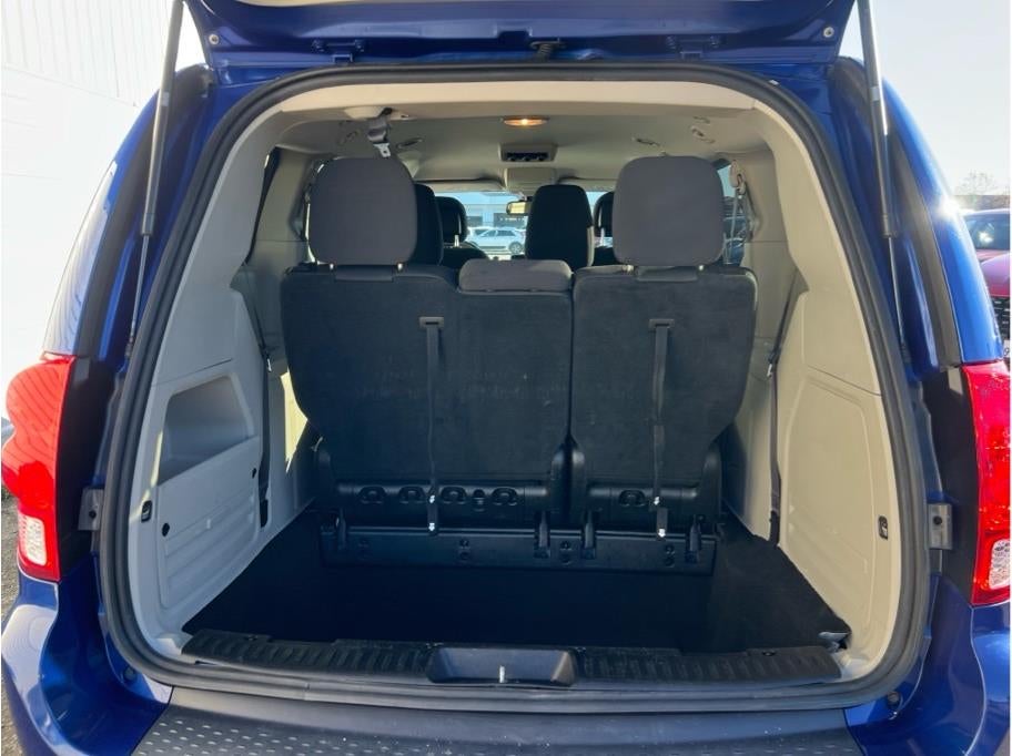 2018 Dodge Grand Caravan Passenger SE Minivan 4D