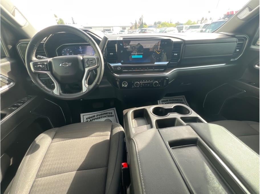 2024 Chevrolet Silverado 1500 Crew Cab RST Pickup 4D 5 3/4 ft