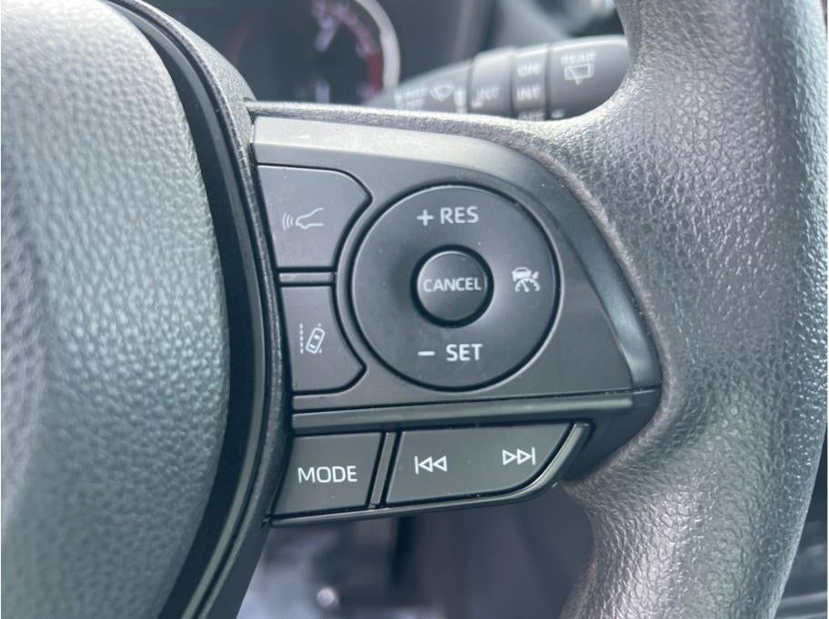 2024 Toyota RAV4 XLE Sport Utility 4D