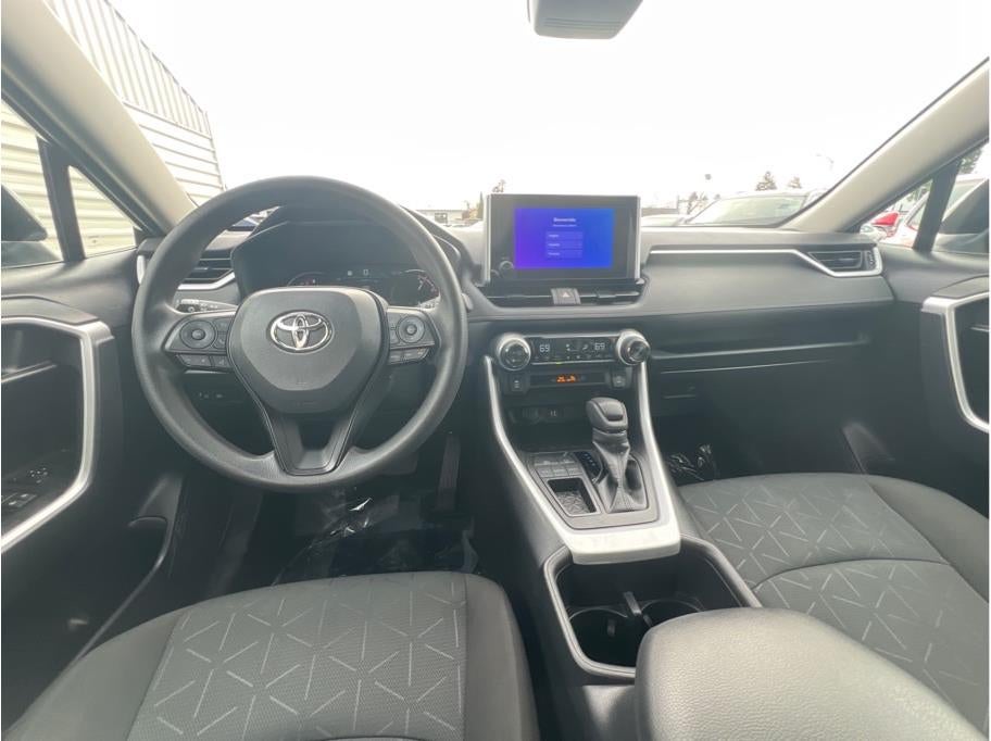 2024 Toyota RAV4 XLE Sport Utility 4D