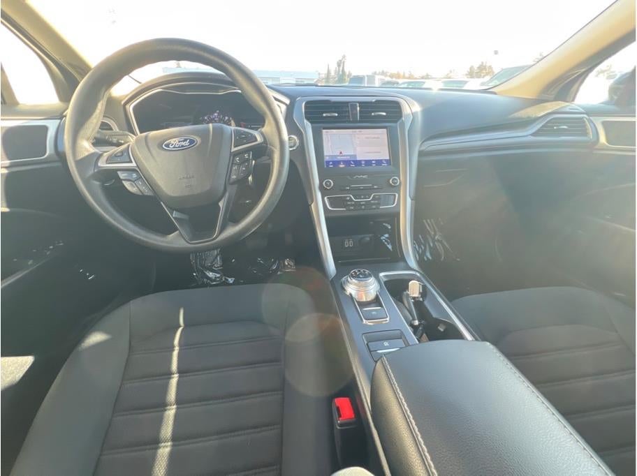 2019 Ford Fusion SE Hybrid Sedan 4D