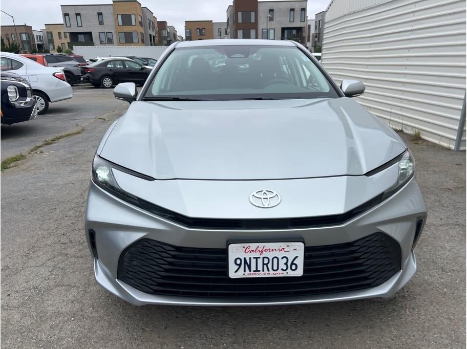 2025 Toyota Camry LE Sedan 4D