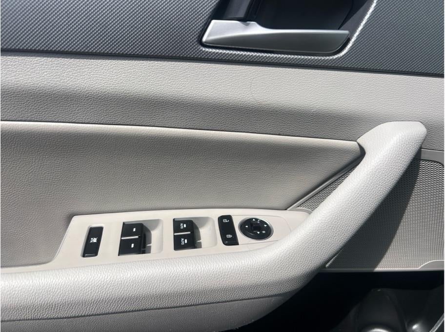 2019 Hyundai SONATA SEL Sedan 4D