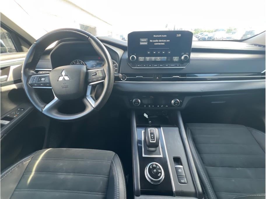 2022 Mitsubishi Outlander SE Sport Utility 4D