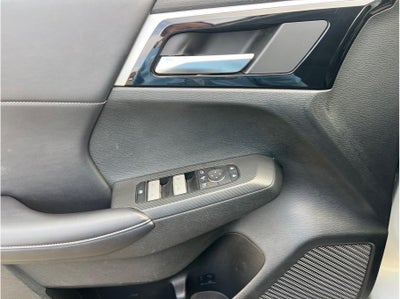 2024 Mitsubishi Outlander SE Sport Utility 4D