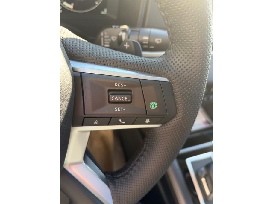 2025 Mitsubishi Outlander PHEV SE Tech Package