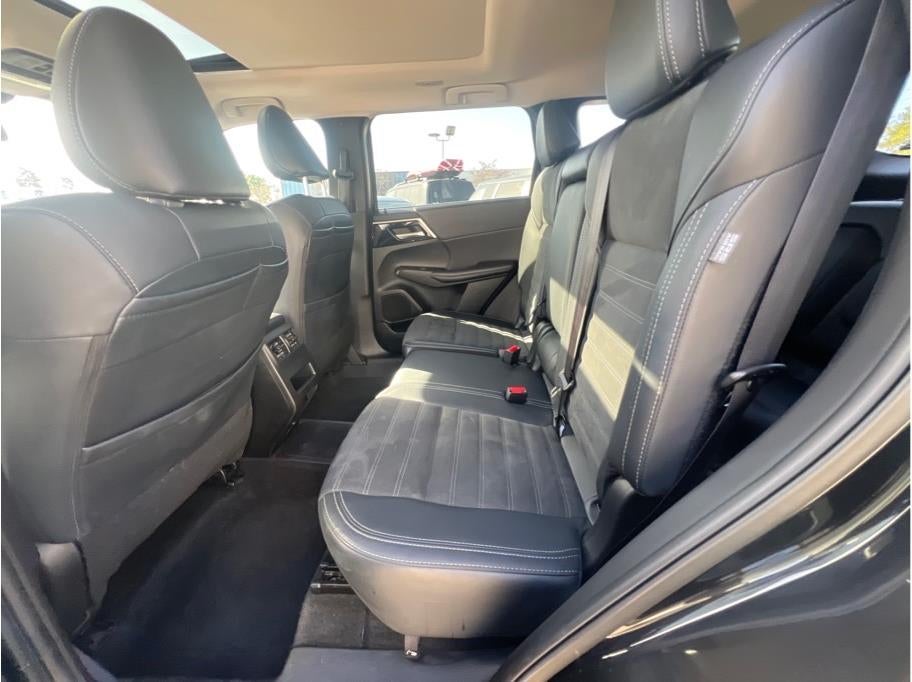 2024 Mitsubishi Outlander PHEV SE Sport Utility 4D