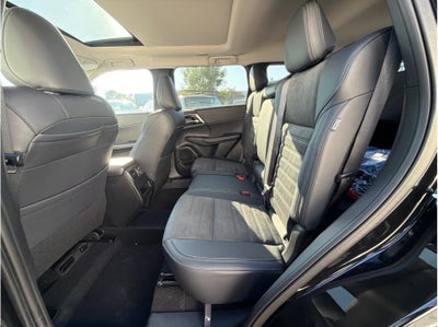 2025 Mitsubishi Outlander PHEV SE