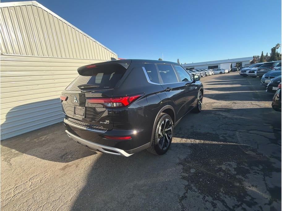 2025 Mitsubishi Outlander PHEV SE Tech Package