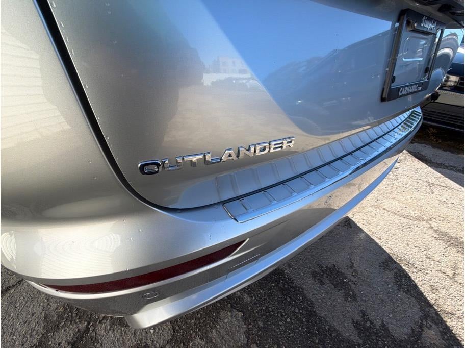 2025 Mitsubishi Outlander PHEV SEL