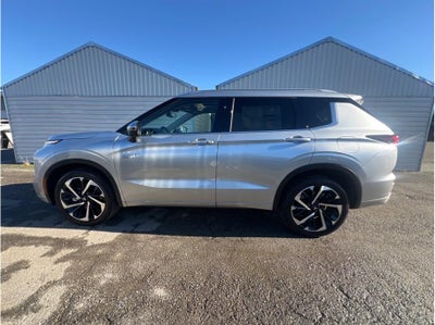 2025 Mitsubishi Outlander PHEV SEL