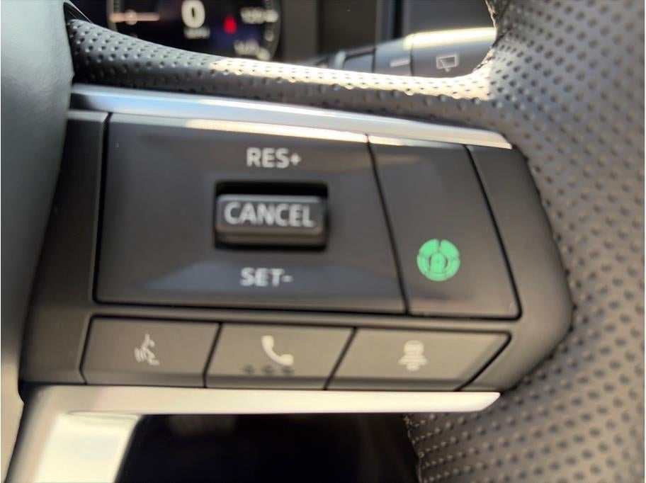 2025 Mitsubishi Outlander PHEV SEL