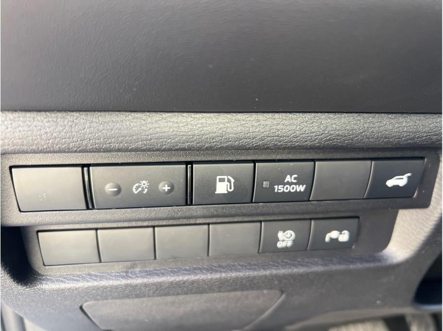 2025 Mitsubishi Outlander PHEV SEL