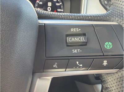 2025 Mitsubishi Outlander PHEV SEL