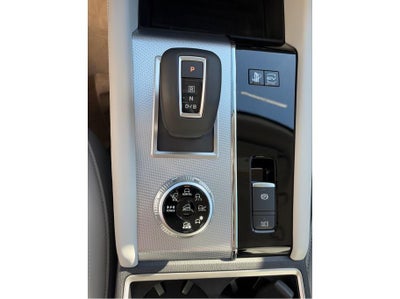 2025 Mitsubishi Outlander PHEV SEL