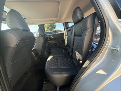 2025 Mitsubishi Outlander PHEV SEL