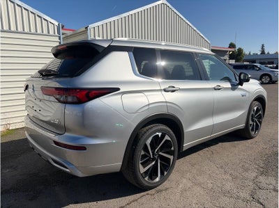 2025 Mitsubishi Outlander PHEV SEL