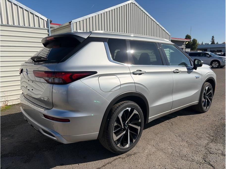 2025 Mitsubishi Outlander PHEV SEL