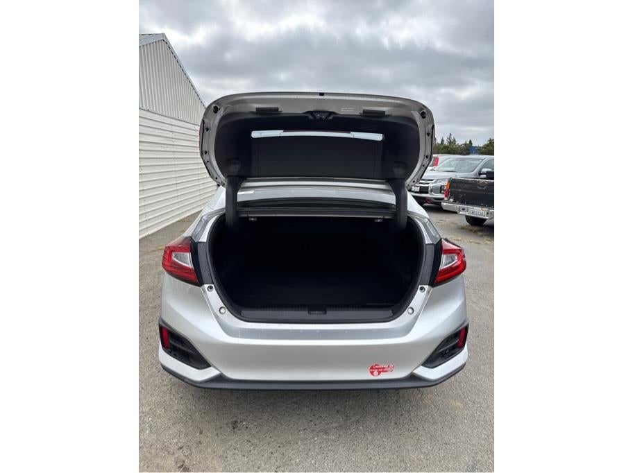 2018 Honda Clarity Plug-in Hybrid Sedan 4D