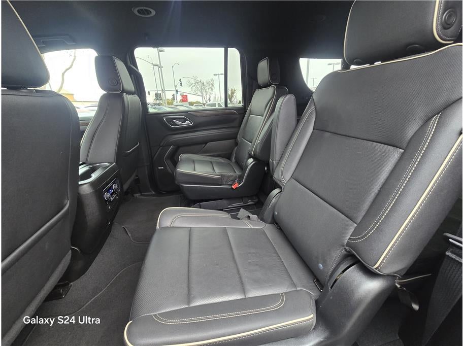 2023 Chevrolet Suburban Premier Sport Utility 4D