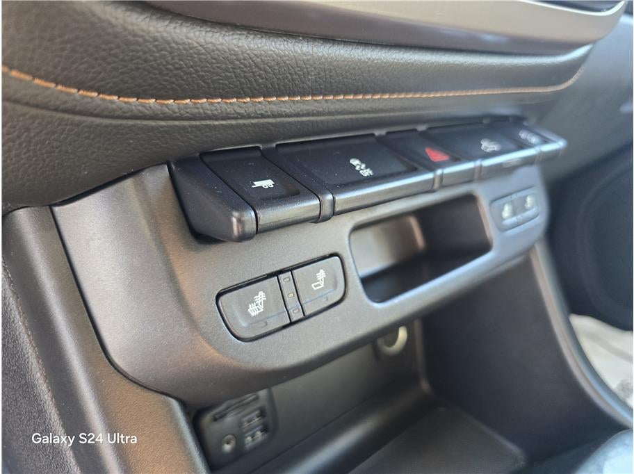 2022 GMC Canyon Crew Cab AT4 Pickup 4D 5 ft