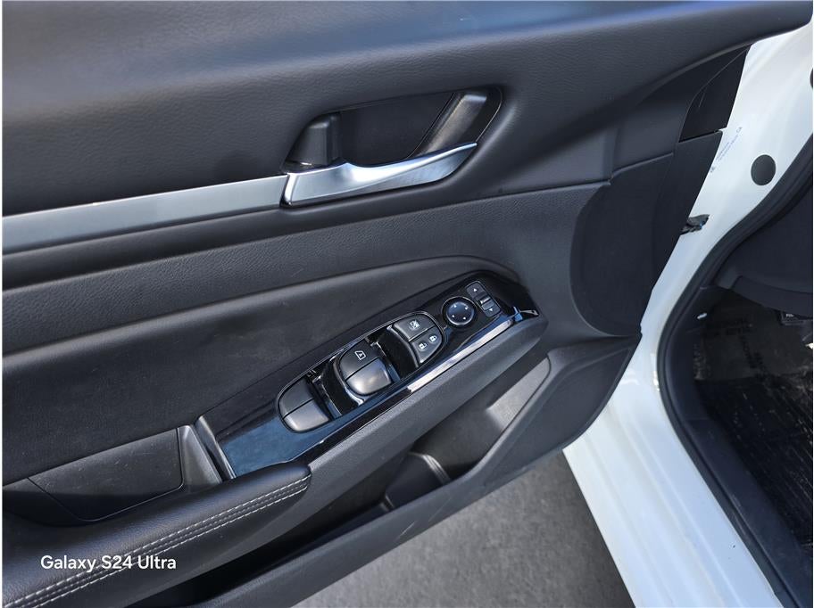 2023 Nissan Altima 2.5 SV Sedan 4D