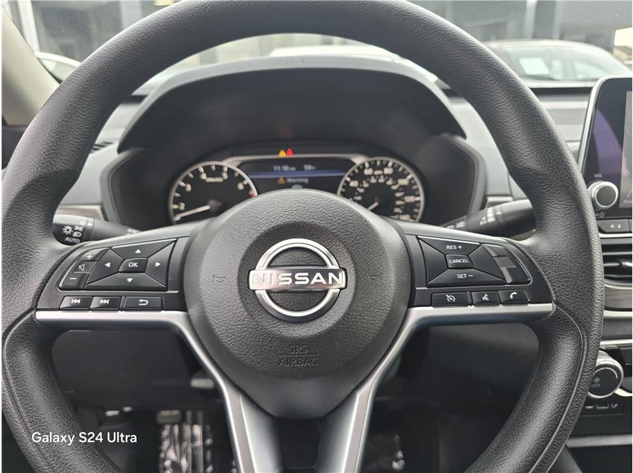 2024 Nissan Altima 2.5 SV Sedan 4D