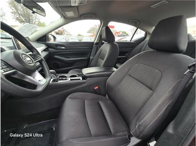 2024 Nissan Altima 2.5 SV Sedan 4D