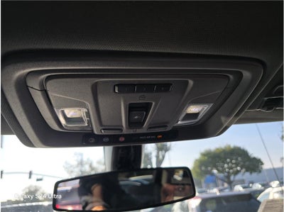 2020 Chevrolet Silverado 1500 Crew Cab LT Pickup 4D 5 3/4 ft