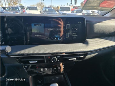 2025 Nissan Kicks SR Sport Utility 4D