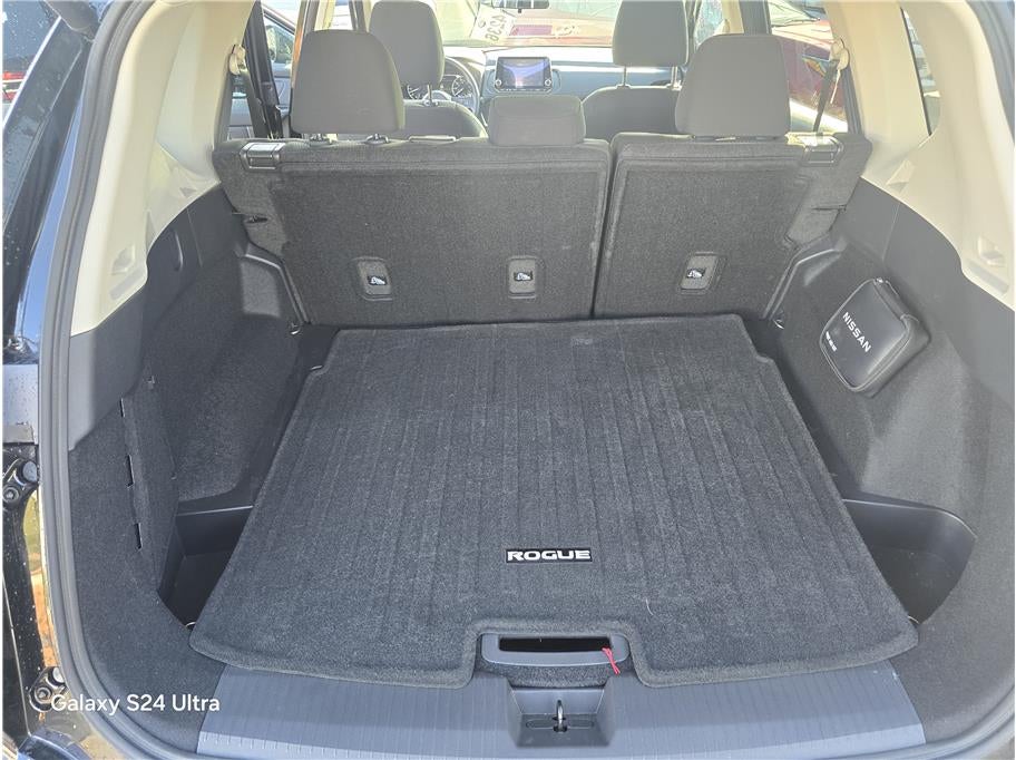 2024 Nissan Rogue SV Sport Utility 4D
