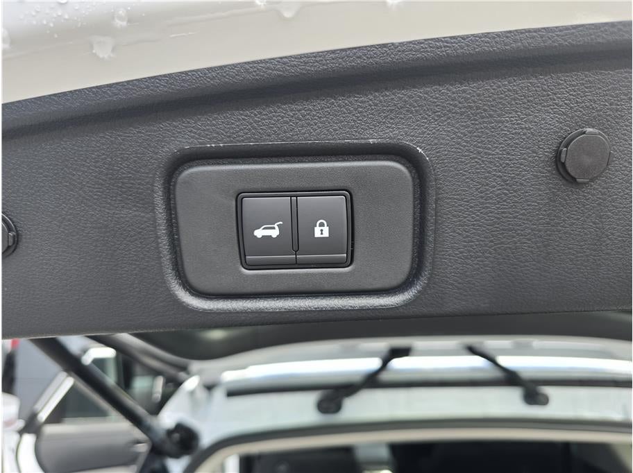 2025 Nissan Pathfinder SV Sport Utility 4D