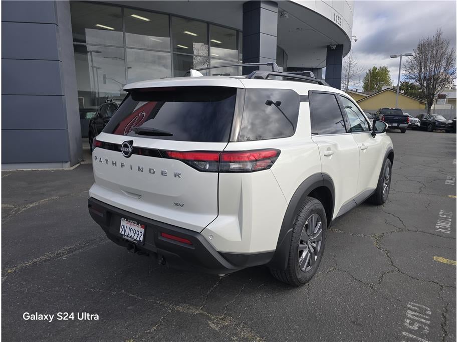2024 Nissan Pathfinder SV Sport Utility 4D