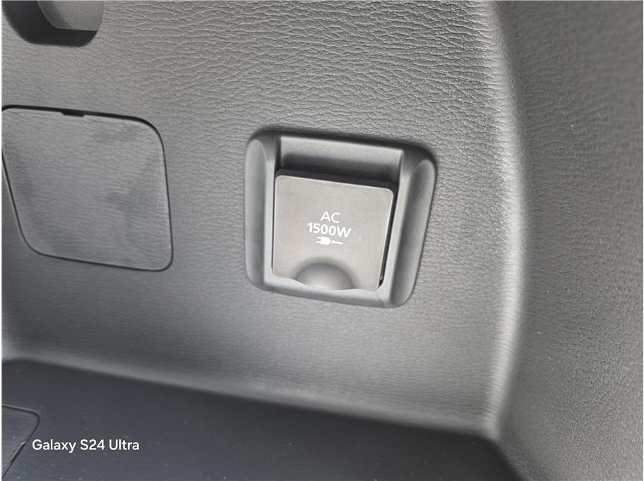 2025 Mitsubishi Outlander PHEV SEL Sport Utility 4D