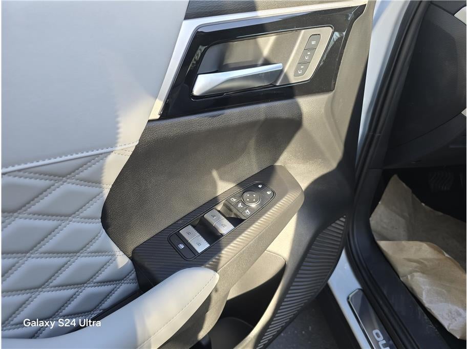 2025 Mitsubishi Outlander PHEV SEL Sport Utility 4D