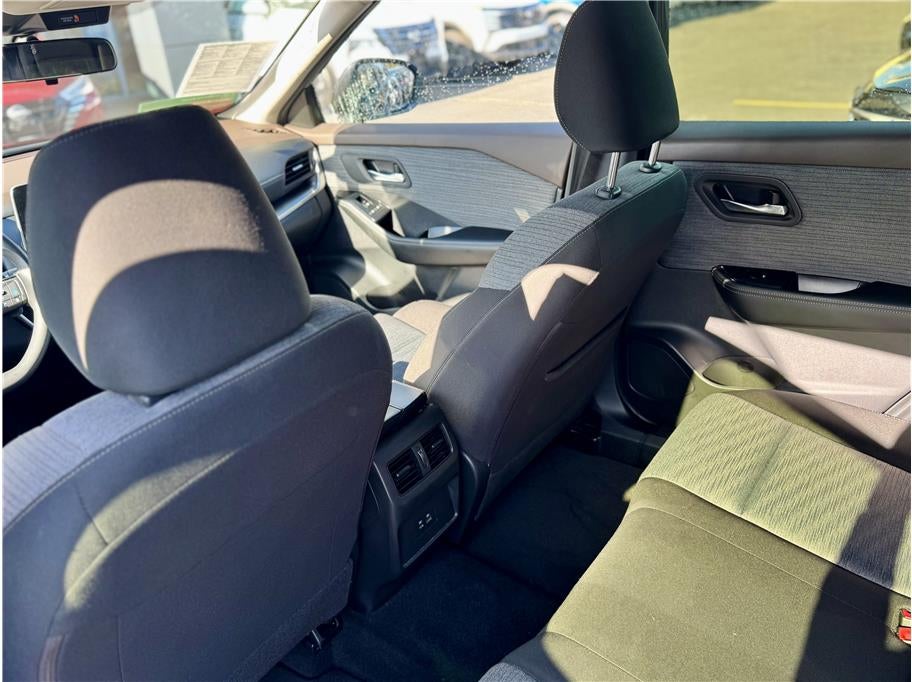 2023 Nissan Rogue SV (2023.5) Sport Utility 4D