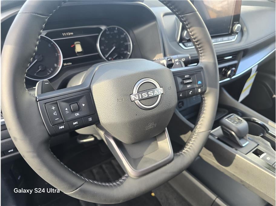 2025 Nissan Rogue SV Sport Utility 4D