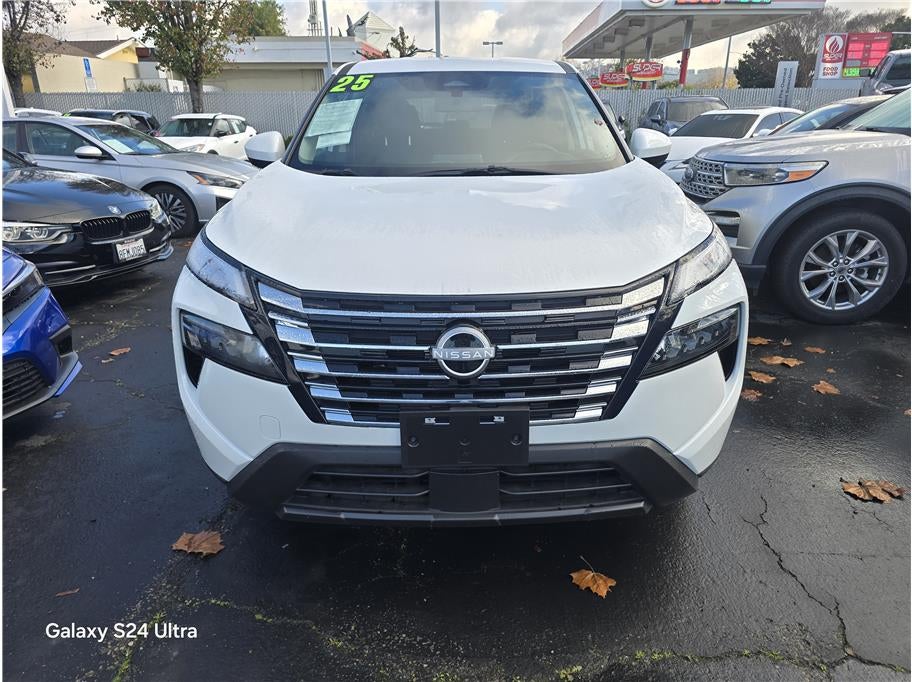 2025 Nissan Rogue SV Sport Utility 4D