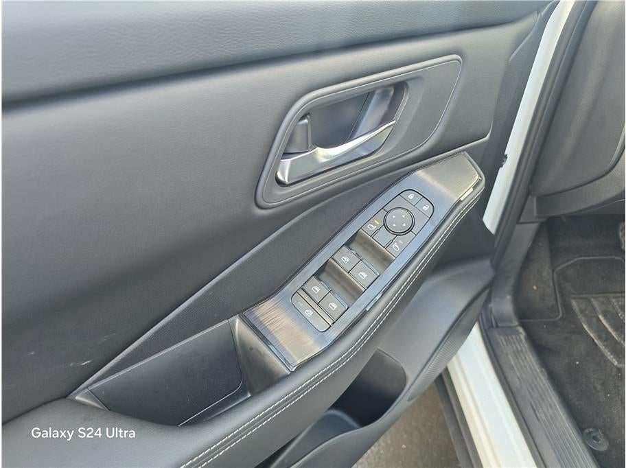 2025 Nissan Rogue SV Sport Utility 4D