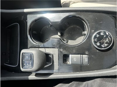2025 Nissan Rogue SL Sport Utility 4D